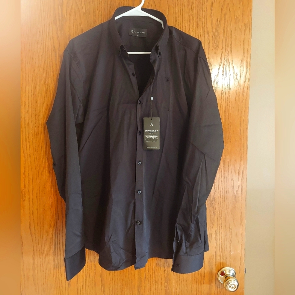 NWT Tailored Athlete Dress Shirt